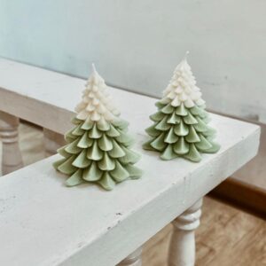 Christmas tree with snow candle