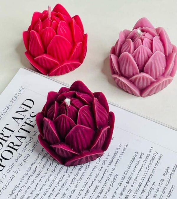 Lotus candle